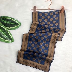 ANNE KLEIN Vintage Silk Geometric Scarf
